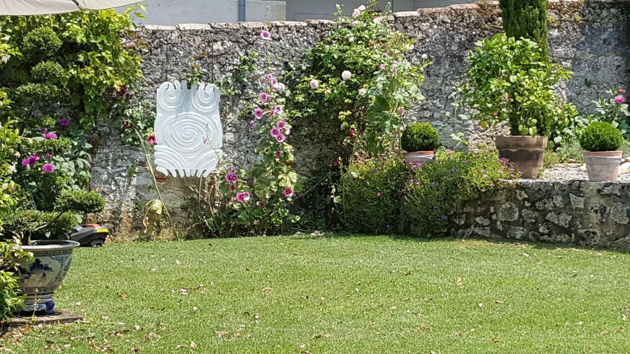Chambres d'hôtes Art et Remparts La Réole Extérieur photo