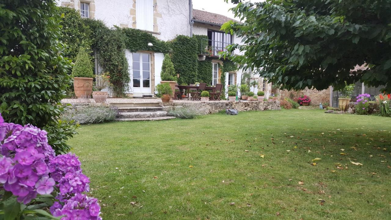 Chambres d'hôtes Art et Remparts La Réole Extérieur photo